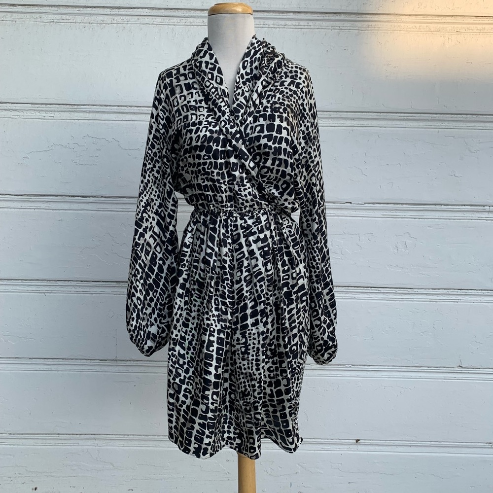 Patterned Rachel Zoe Wrap Dress Size Medium
